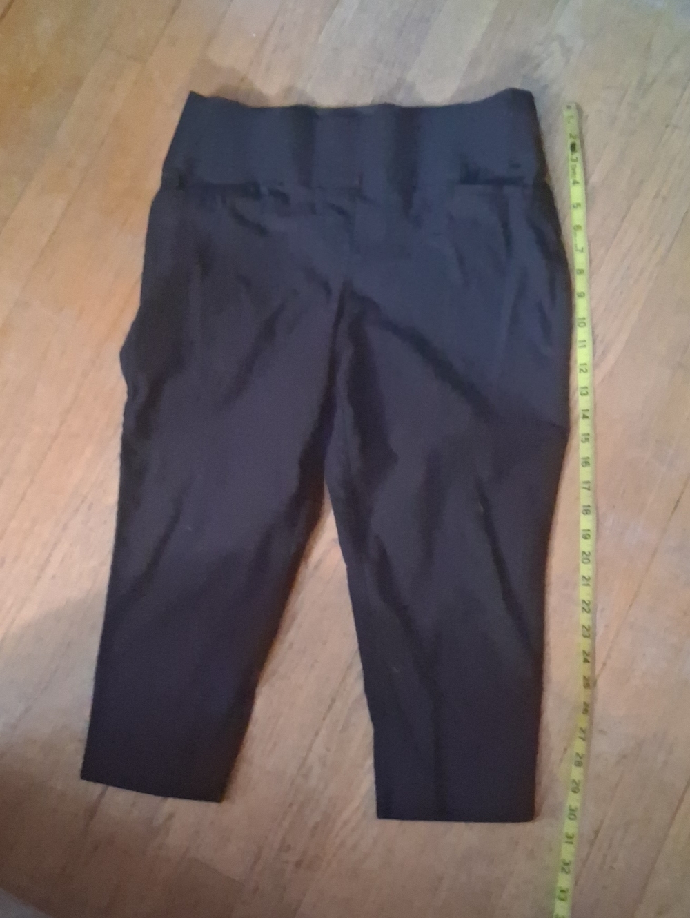 Apt. 9 Black Pull On Capri Leggings (2 PAIRS)